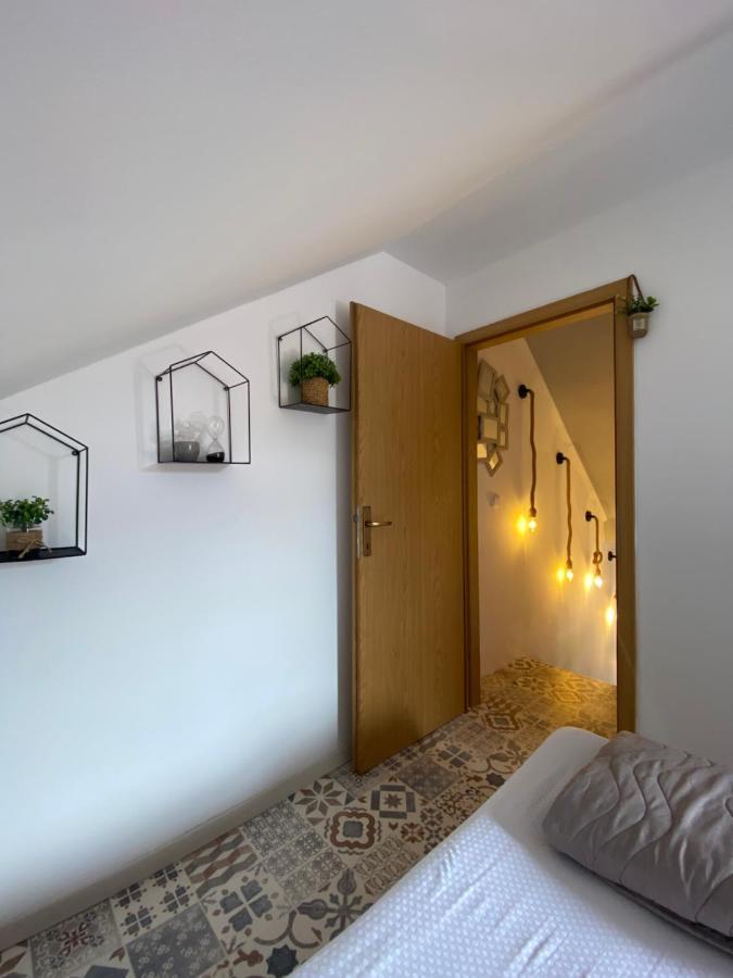 Apartman L&M ツェティニェ エクステリア 写真