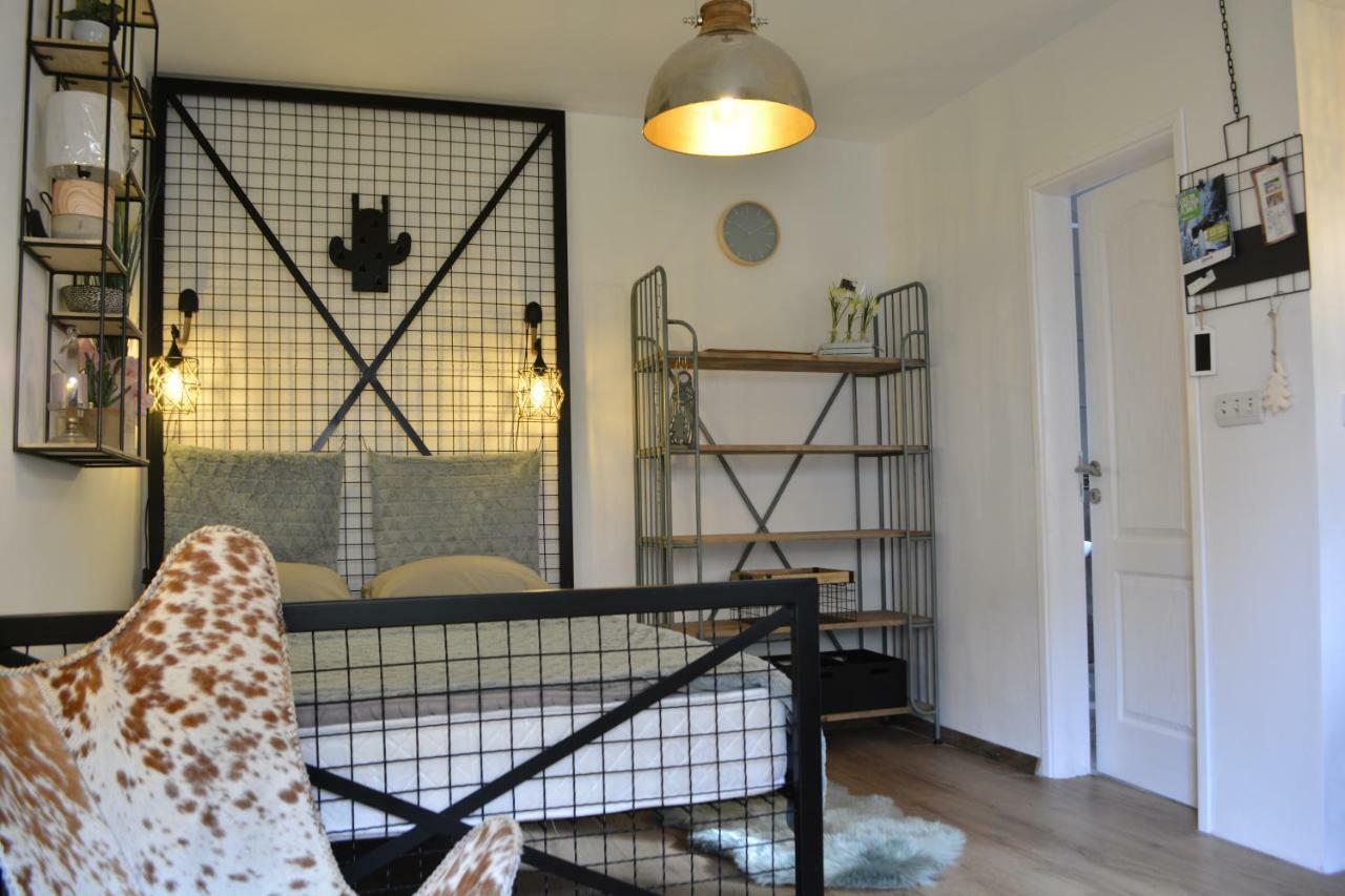 Apartman L&M ツェティニェ エクステリア 写真